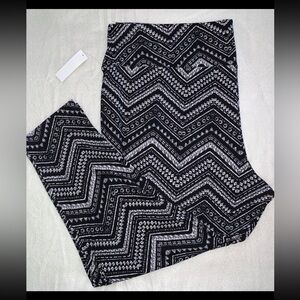 Terra & Sky Leggings- Size 5X ( 42W - 34W)